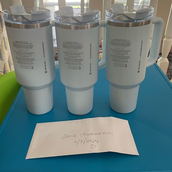 3 available LIMITED EDITION✨STANLEY X STARBUCKS SPRING 2024 LIGHT BLUE Tumbler